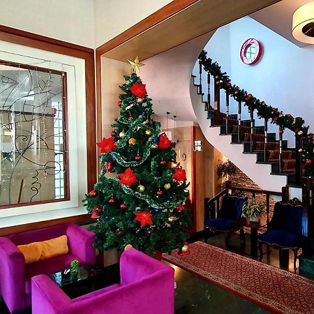 Nov Hotel Tirana Eksteriør billede