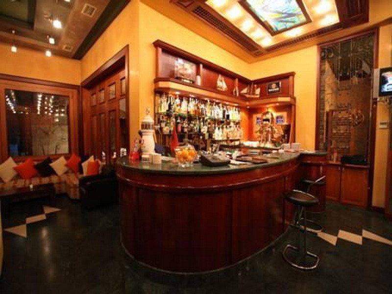 Nov Hotel Tirana Eksteriør billede