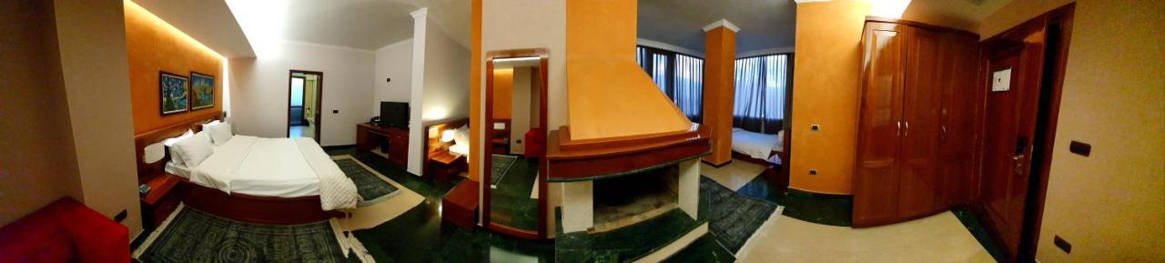 Nov Hotel Tirana Eksteriør billede